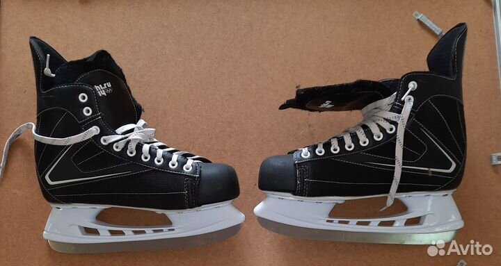 Коньки хоккейные 