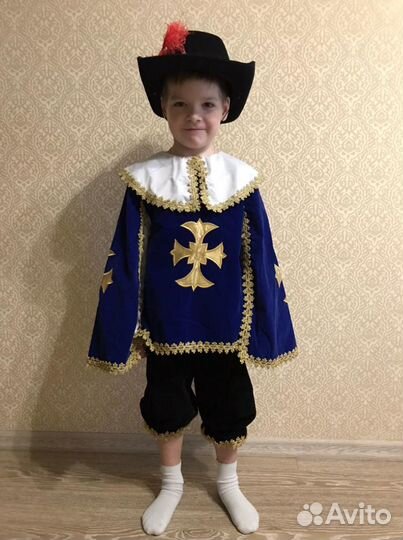 Костюм мушкетера карнавальный