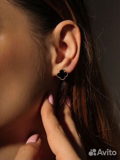 Серьги-пусеты золотые Клевер с натуральным агатом