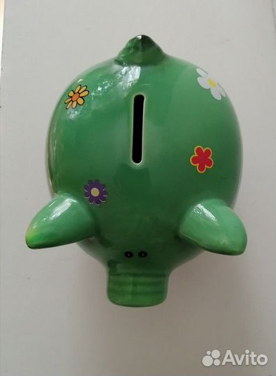 Фарфоровая копилка для монет 