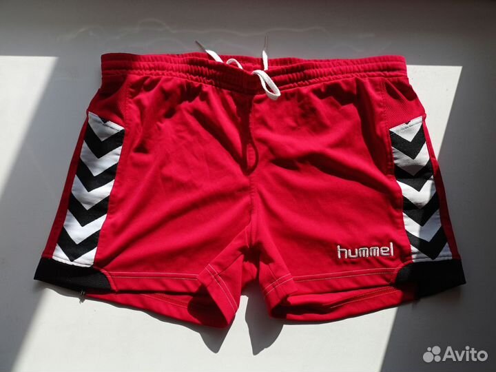 Шорты спортивные мужские с лампасами Hummel