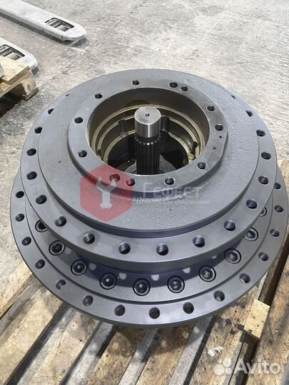 Редуктор хода Hyundai R430LC-9 39QB-42101