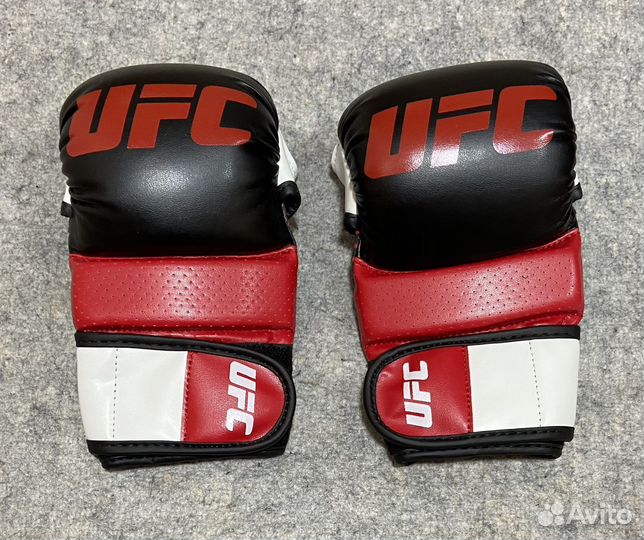 Спортивные перчатки крабы mma