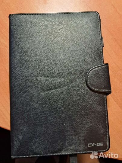 Электронная книга Airbook ttj701 не включается