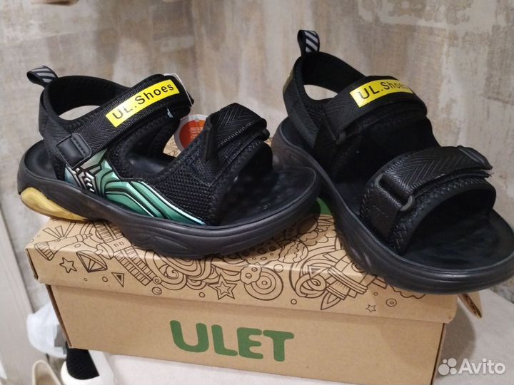 Сандалии новые 33