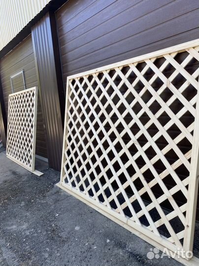 Шпалера деревянная