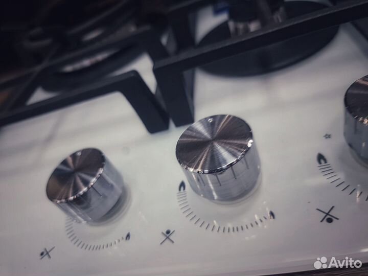 Варочная панель Midea MG697TGW газовая