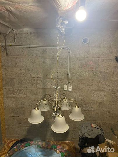 Люстра потолочная подвесная