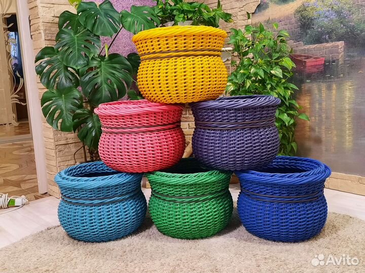 Кашпо из ротанга