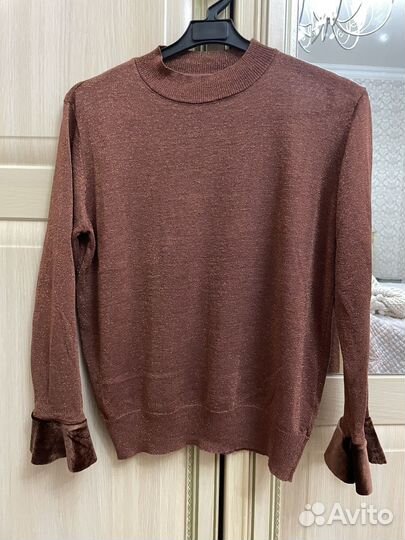 Свитер