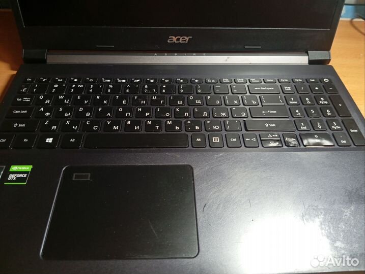 Acer aspire 7 a715 42g