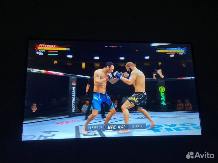 Xbox One X + 2 геймпада + 470 игр