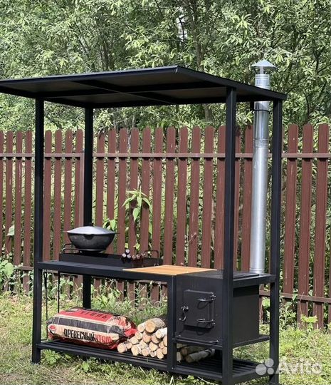 Мангал с печью под казан и крышей