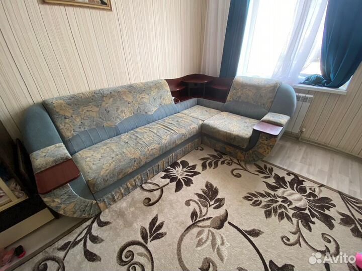 Угловой диван