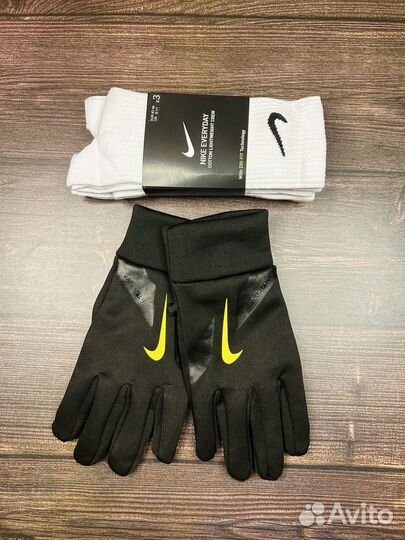Перчатки Nike