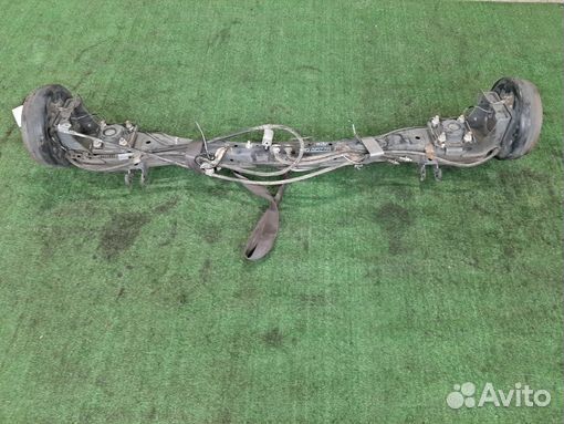 Балка nissan NV200 M20