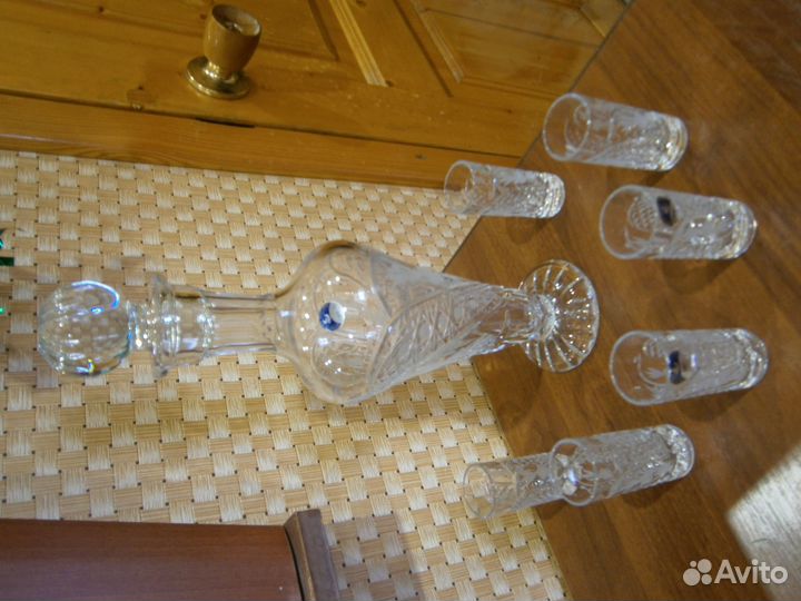 Наборы с графинами и хрусталь для добора разный