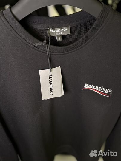 Свитшот Balenciaga