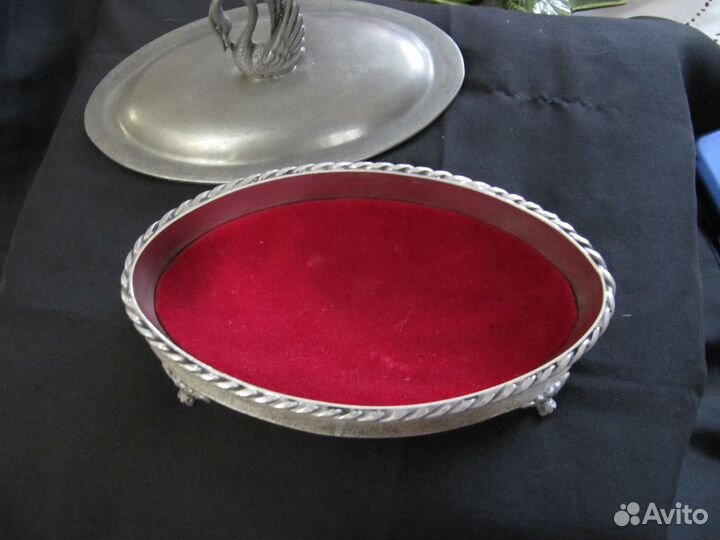 Винтажная шкатулка из олова с маркировкой