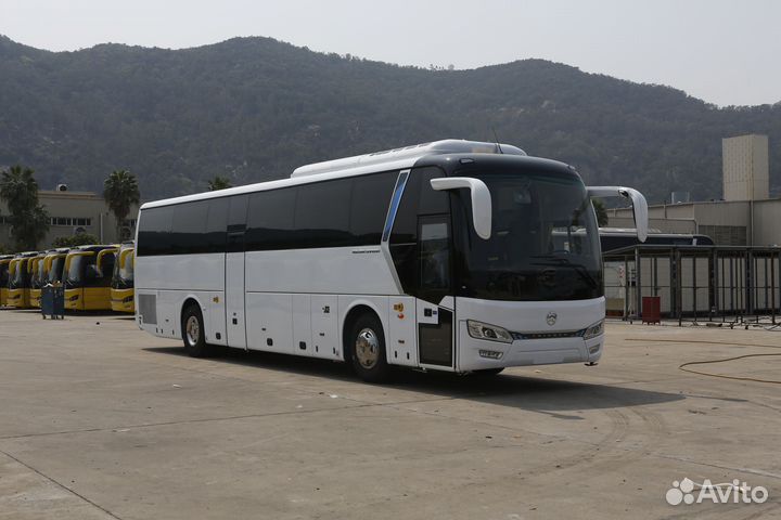 Междугородний / Пригородный автобус Golden Dragon XML6122J, 2023