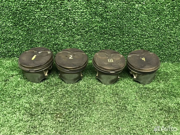 Поршень Honda CBR 900 919 98-99 SC33