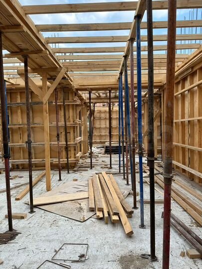 3-к. квартира, 100,5 м², 2/12 эт.