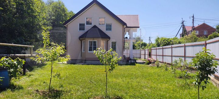 Дом 200 м² на участке 7 сот.