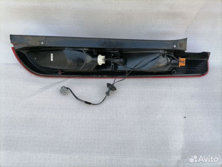 Фонарь задний левый Ford Focus 2 Х/б