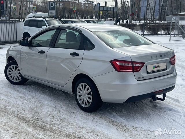 LADA Vesta 1.6 МТ, 2021, 13 700 км