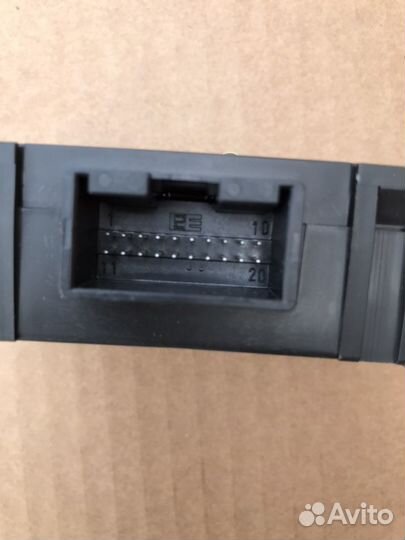 Блок сигнализатора движения Audi A4 V6, 4BO951173