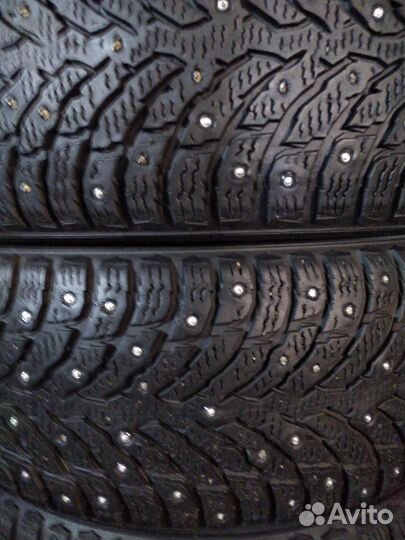 Nokian Tyres Hakkapeliitta 9 215/55 R17