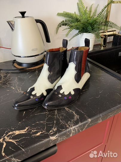 Оригинальные редкие кожаные казаки