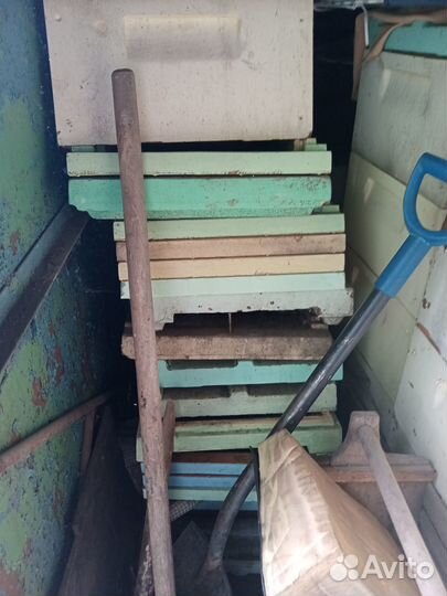 Пчелиные ульи