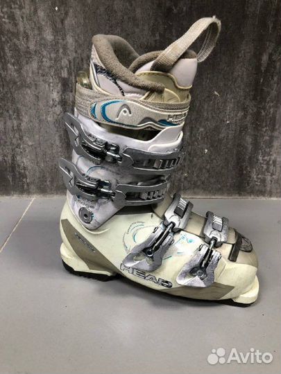 Горнолыжные ботинки