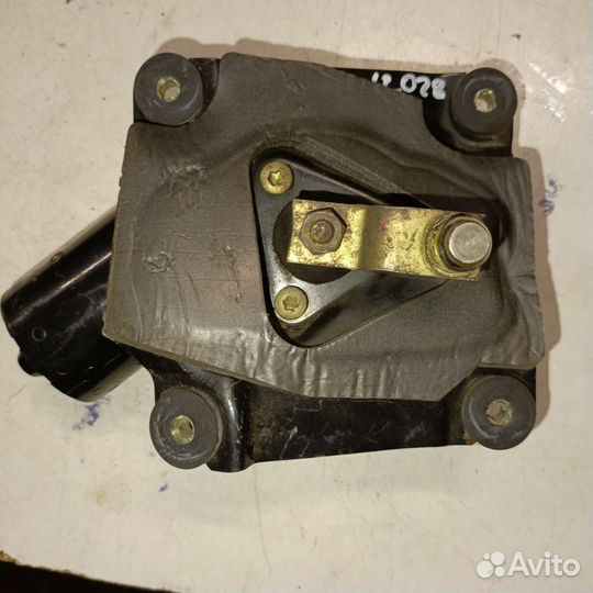 Передний моторчик стеклоочистителя MitsubishiCaris