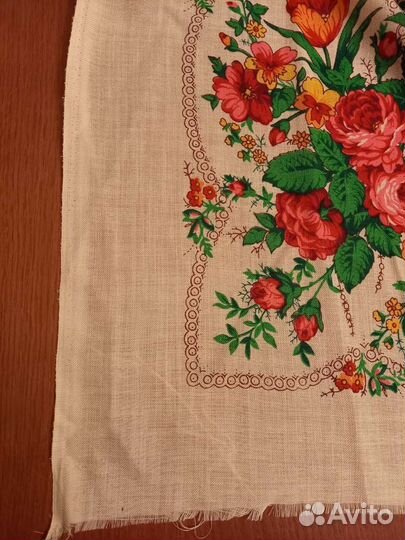 Павловопосадский платок-лоскут(140x140)новый