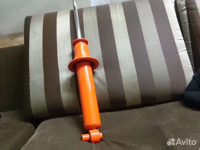 Задний амортизатор KYB для BMW 735 series до1992г