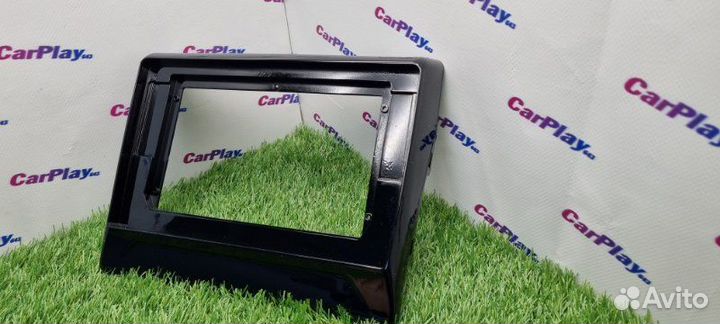 Переходная рамка магнитолы Mitsubishi Delica D5