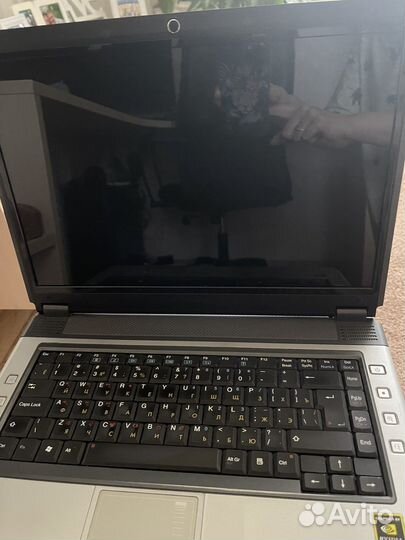 Ноутбук RoverBook Pro 500