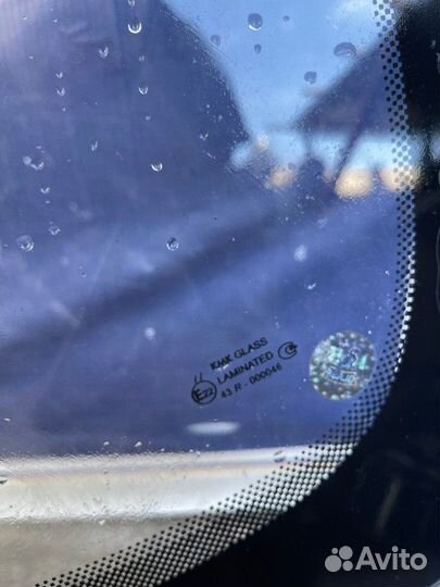 Стекло лобовое Volkswagen Golf 6 BSE 1.6 2010