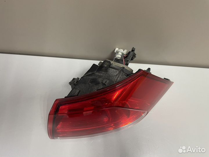 Фонарь задний правый volkswagen Golf 7