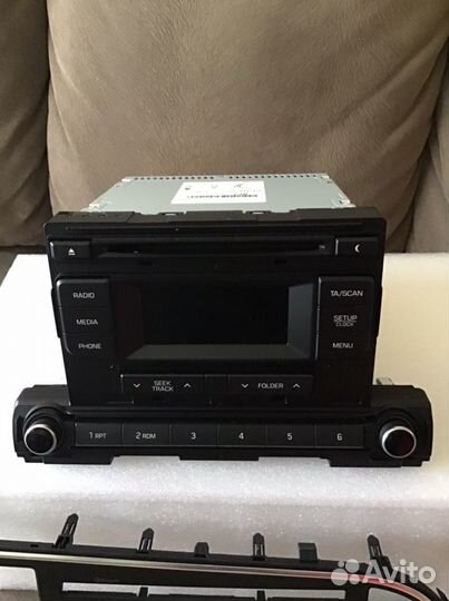 Штатная магнитола Hyundai Elantra 2018