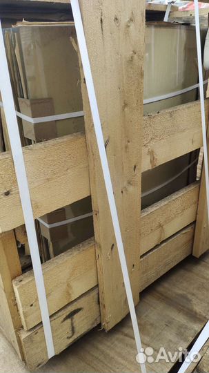 Стекло лобовое витрины криспи гамма