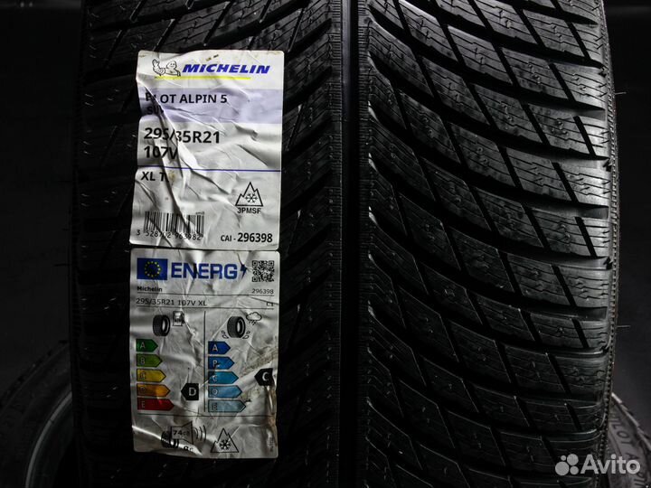 Michelin Pilot Alpin 5 SUV 295/35 R21 и 265/40 R21 113V