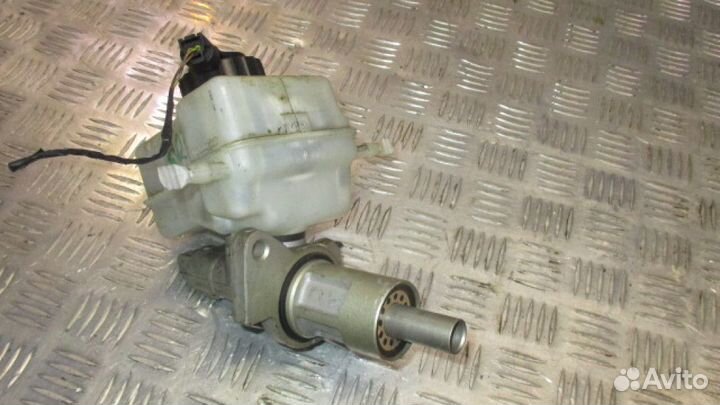 Цилиндр тормозной главный BMW 1 E87