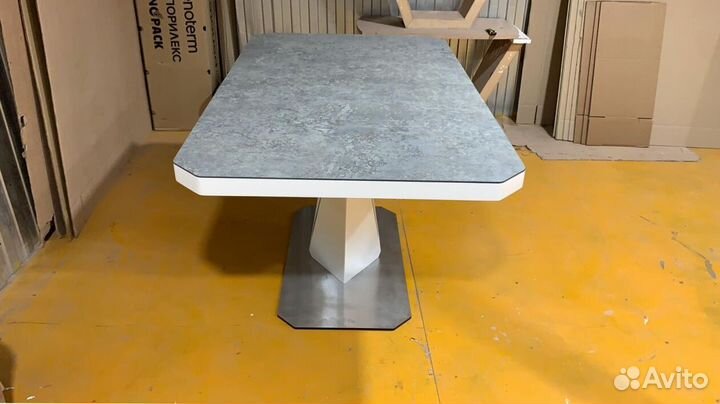 Стол обеденный раздвижной Valerio