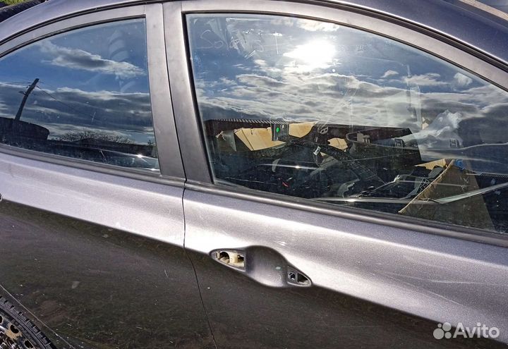 Стекло двери заднее Хендай Солярис 1