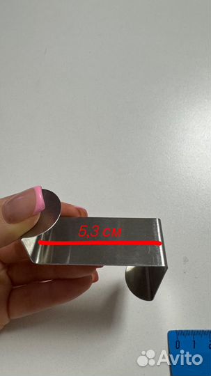 Крючки на дверь