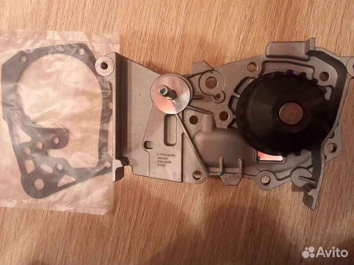 Водяная помпа Renault, Largus