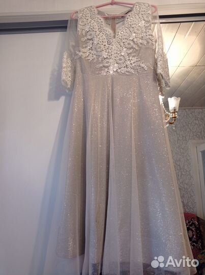 Нарядное платье